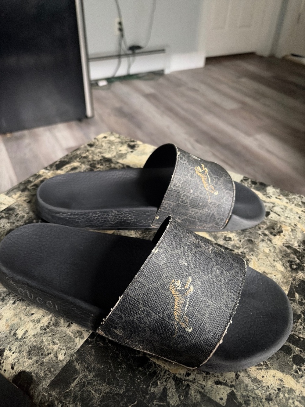 Gucci Black Slides with Gold Logo & Tiger - Picture 3 of 4